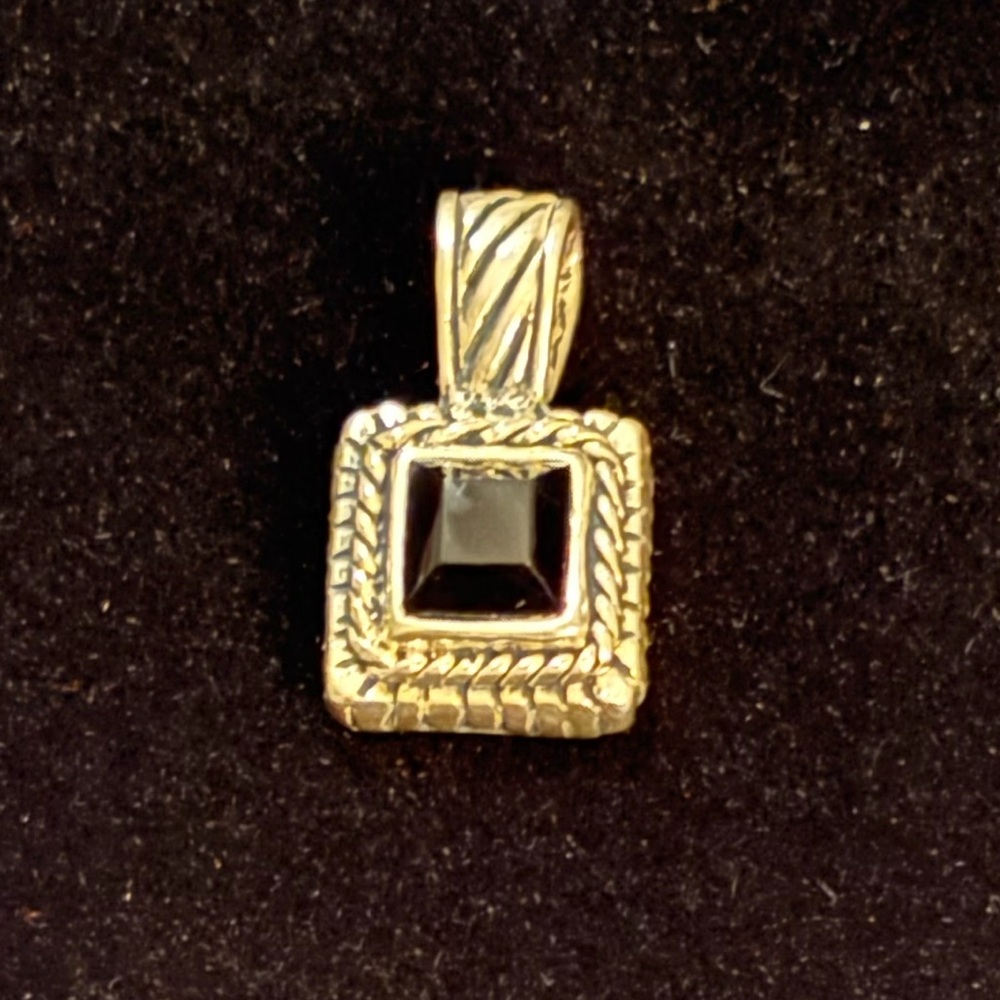 Elegant silver and Black Pendant